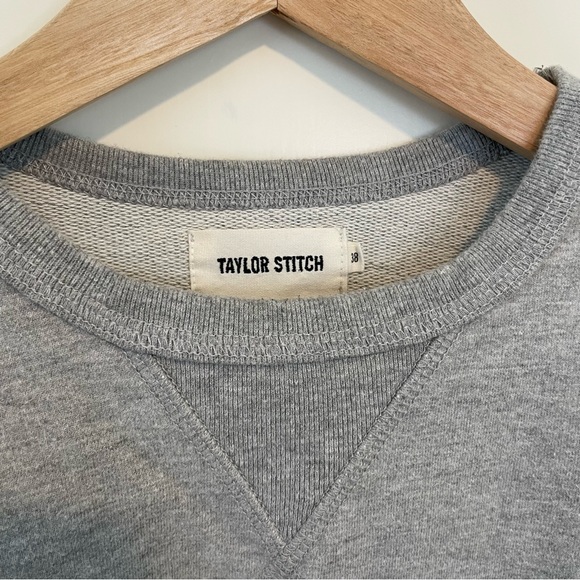 Taylor Stitch The Women's Weekend Sweatshirt in Heather Gray Size S - Picture 7 of 8